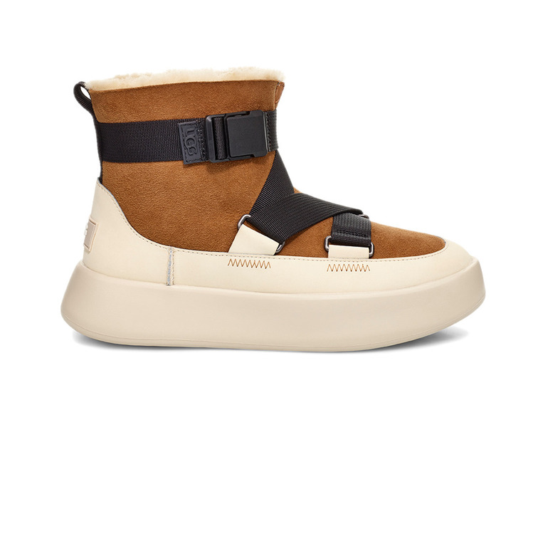 UGG W CLASSIC BOOM BUCKLE - Korner